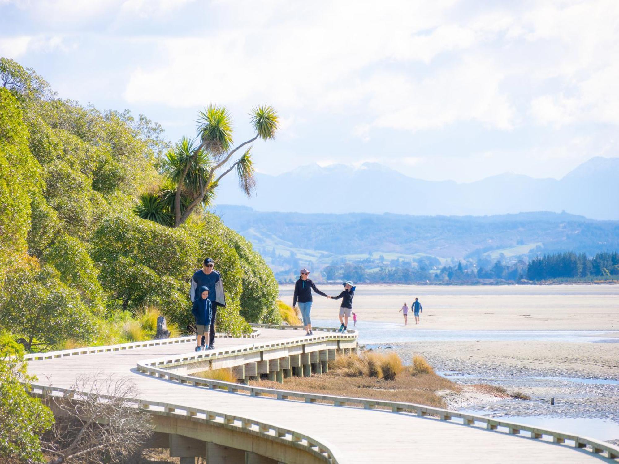 Tahuna Beach Holiday Park Nelson Extérieur photo