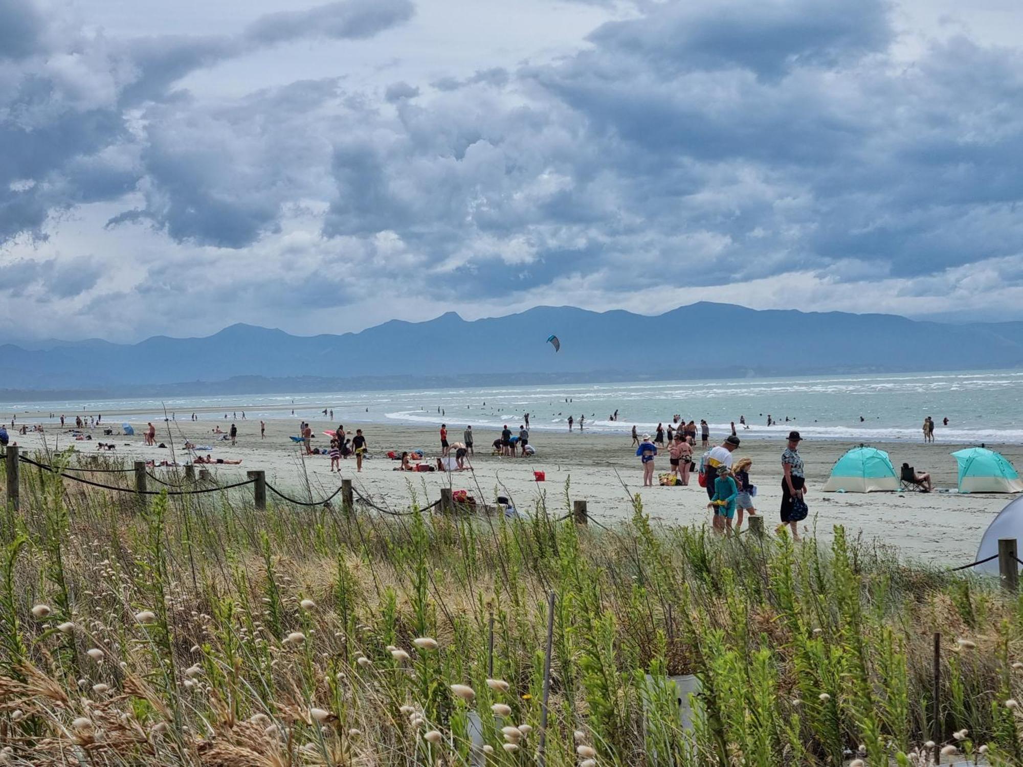 Tahuna Beach Holiday Park Nelson Extérieur photo