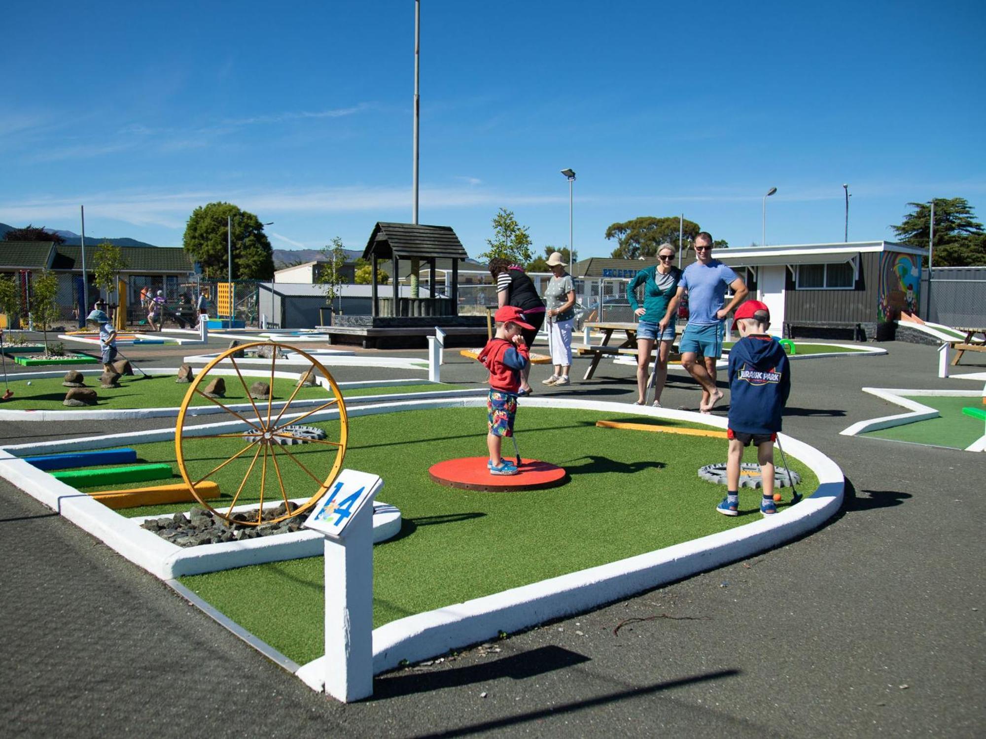 Tahuna Beach Holiday Park Nelson Extérieur photo